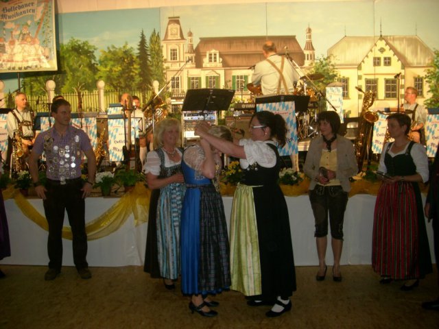 bezirkskoenigin_2